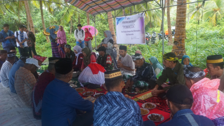 KEGIATAN PEMBESARA GURITA DESA KAMPO-KAMPO